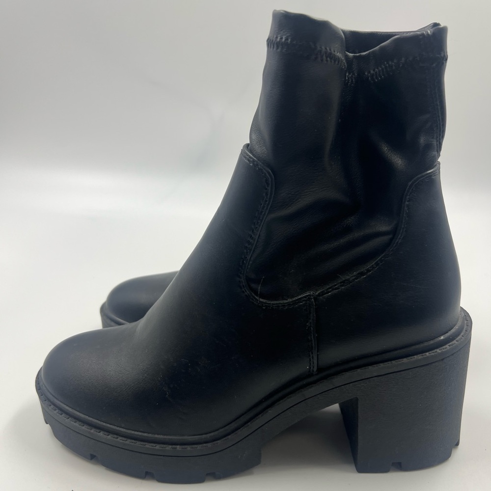 Dream Pairs Chunky Platform Boots Black Size 8